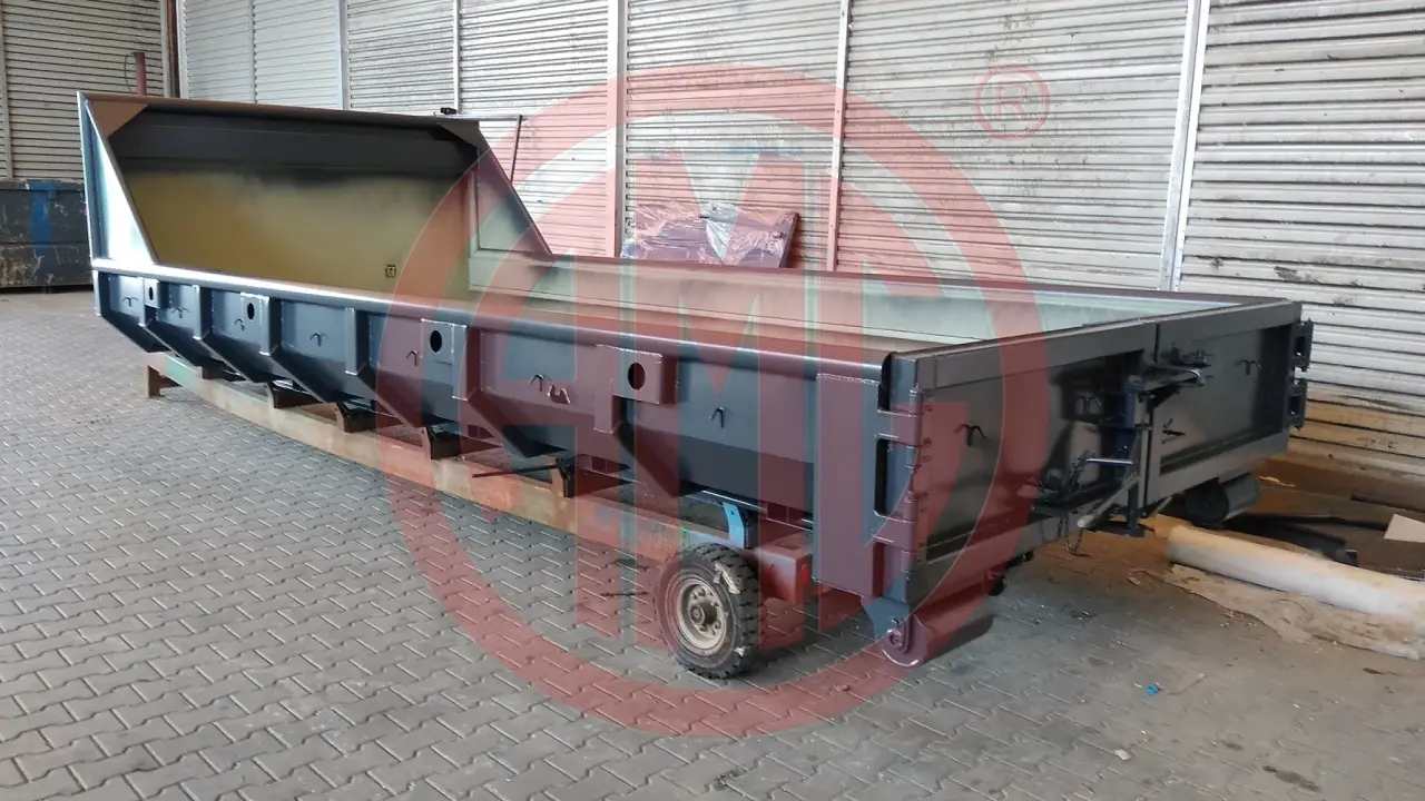 7 m3 | L: 5.5  Abrollcontainer