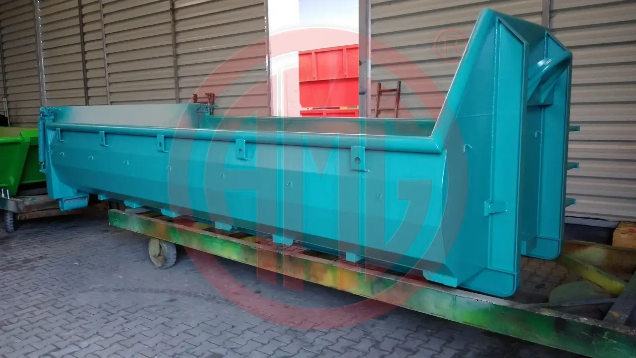 11 m3 | L: 5.5 Hardox Container mit federentlasteter Pendelklappe