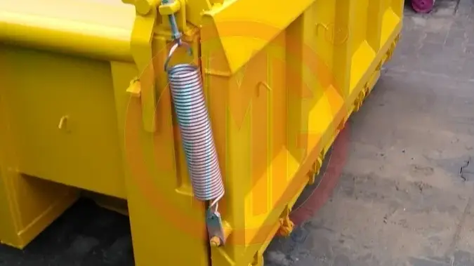 9 cbm Container aufeinander stapelbar