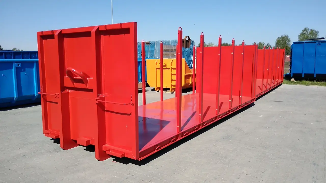 L:7.0 Ladeboden mit festgeschweißter Ruckwand