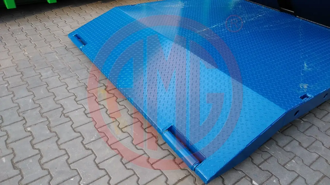 Grafik Nummer 1, Produktname: L: 5.5 Abrollplattform mit Auffahrschräge